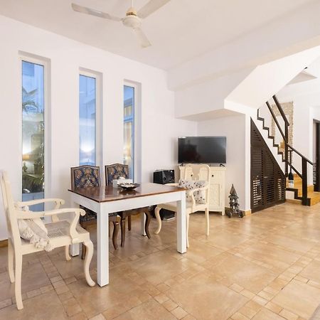קלנגוטה Snowdrop- Exquisite 3Bhk Villa With Pool- Candolim By Staymonkey מראה חיצוני תמונה